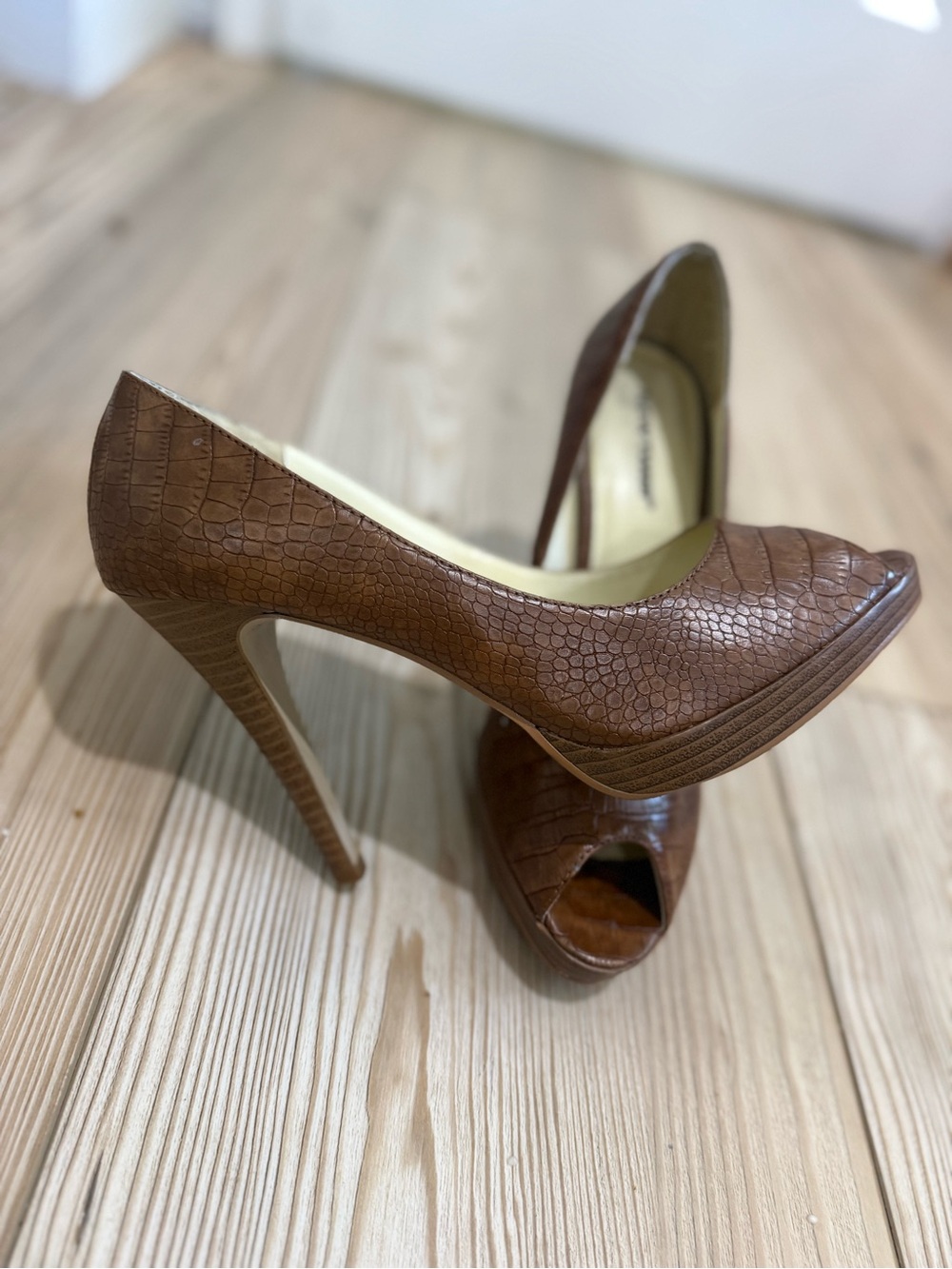 Brown Croc-Embossed Peep-Toe Stiletto‎ Heels - Picture 2 of 4